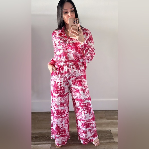 Pant Set - Picture 2 of 2